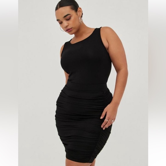 Torrid Cinched Mini Skirt - Super
Soft Black - Picture 2 of 4